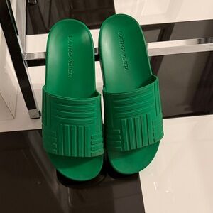 Bottega Veneta  Green Slides